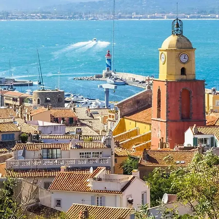 Vakantiehuis Les Lisieres De St-tropez Maison 6 Pers Dans Avec Piscine Et Tennis *