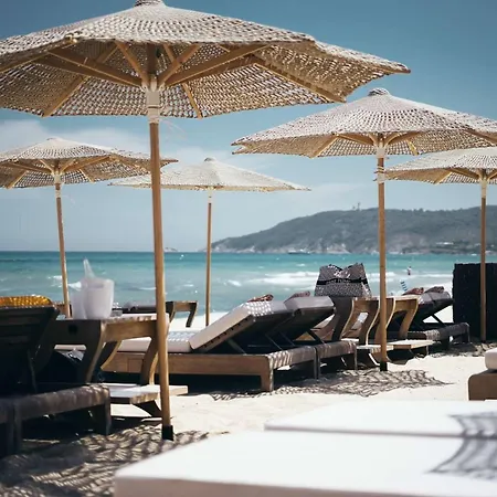 Semesterbostad Les Lisieres De St-tropez Maison 6 Pers Dans Avec Piscine Et Tennis Saint-Tropez